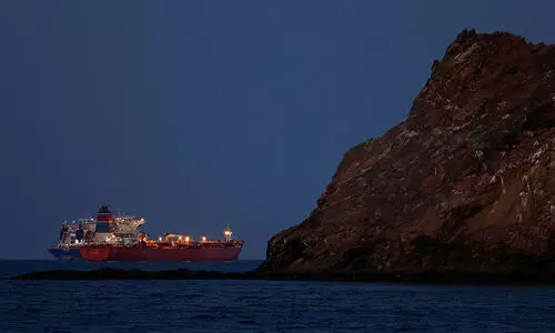 ഹോര്മുസ് കടലിടുക്കില് വിലക്ക് അമേരിക്കക്കും ഇസ്രായേലിനും മാത്രമെന്ന് ഇറാന് ഹോര്മുസ് കടലിടുക്കില് വിലക്ക് അമേരിക്കക്കും ഇസ്രായേലിനും മാത്രമെന്ന് ഇറാന്