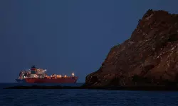 ഹോര്മുസ് കടലിടുക്കില് വിലക്ക് അമേരിക്കക്കും ഇസ്രായേലിനും മാത്രമെന്ന് ഇറാന് ഹോര്മുസ് കടലിടുക്കില് വിലക്ക് അമേരിക്കക്കും ഇസ്രായേലിനും മാത്രമെന്ന് ഇറാന്