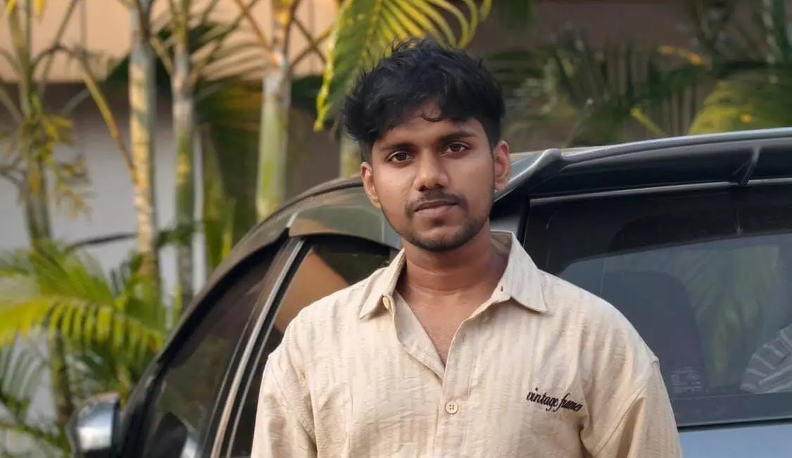 മിന്നലേറ്റ് യുവാവ് മരിച്ചു മിന്നലേറ്റ് യുവാവ് മരിച്ചു