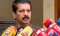 ഇടതുപക്ഷ മൂല്യങ്ങള് ചോരുന്ന സാഹചര്യത്തിലാണ് കോണ്ഗ്രസില് ചേരാന് തീരുമാനിച്ചതെന്ന് എ സുരേഷ് ഇടതുപക്ഷ മൂല്യങ്ങള് ചോരുന്ന സാഹചര്യത്തിലാണ് കോണ്ഗ്രസില് ചേരാന് തീരുമാനിച്ചതെന്ന് എ സുരേഷ്