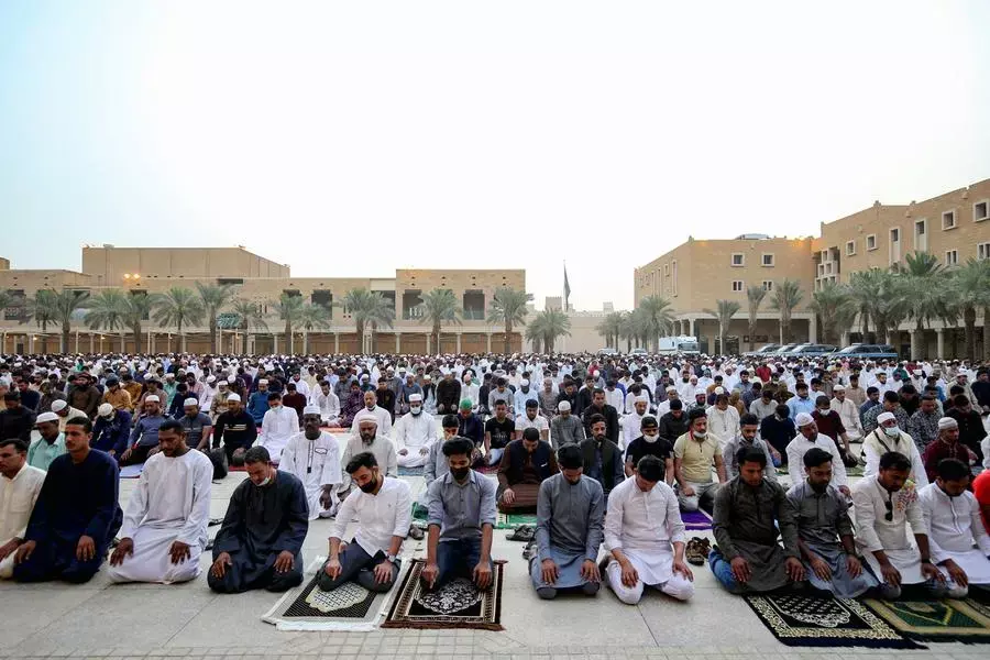 സൗദിയില്‍ കനത്ത മഴ മുന്നറിയിപ്പ്; ഈദ് നിസ്‌കാരത്തിന് പള്ളികളില്‍ പുതിയ ക്രമീകരണം