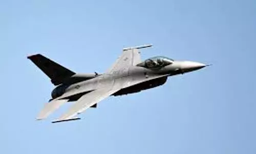 ഹോര്മൂസ് ദ്വീപില് അമേരിക്കയുടെ എഫ്-15 യുദ്ധവിമാനം തകര്ത്തതായി ഇറാന് ഹോര്മൂസ് ദ്വീപില് അമേരിക്കയുടെ എഫ്-15 യുദ്ധവിമാനം തകര്ത്തതായി ഇറാന്