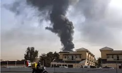 ഇറാന്റെ മിസൈല്‍ അവശിഷ്ടം റോഡില്‍; അബൂദബിയില്‍ രണ്ടു മരണം