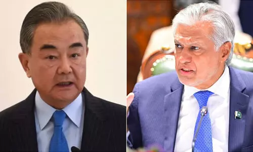 മധ്യസ്ഥ ശ്രമം ശക്തമാകുന്നു; പാകിസ്താന് വിദേശകാര്യ മന്ത്രി ചൈനീസ് വിദേശകാര്യ മന്ത്രിയുമായി സംസാരിച്ചു മധ്യസ്ഥ ശ്രമം ശക്തമാകുന്നു; പാകിസ്താന് വിദേശകാര്യ മന്ത്രി ചൈനീസ് വിദേശകാര്യ മന്ത്രിയുമായി സംസാരിച്ചു