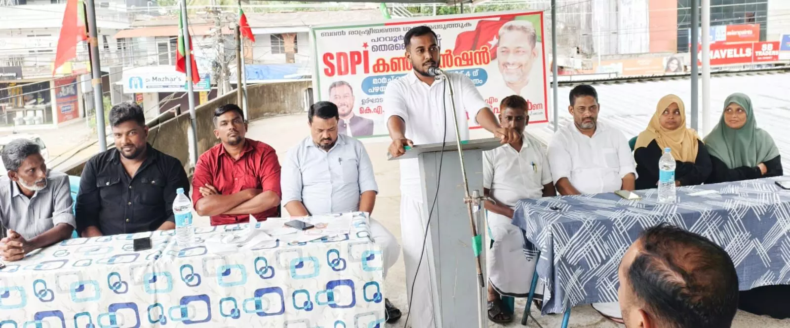 എസ്ഡിപിഐ സ്ഥാനാര്ഥി വി എം ഫൈസലിന്റെ തിരഞ്ഞെടുപ്പ് കമ്മറ്റി ഓഫീസ് ഉദ്ഘാടനവും കണ്വെന്ഷനും സംഘടിപ്പിച്ചു എസ്ഡിപിഐ സ്ഥാനാര്ഥി വി എം ഫൈസലിന്റെ തിരഞ്ഞെടുപ്പ് കമ്മറ്റി ഓഫീസ് ഉദ്ഘാടനവും കണ്വെന്ഷനും സംഘടിപ്പിച്ചു