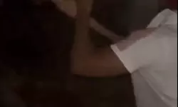 ഉത്തര്‍പ്രദേശിലെ ബറേലിയില്‍ മുസ് ലിം യുവാവിന് നേരേ അധിക്ഷേപം ചൊരിഞ്ഞ് ഹിന്ദുത്വര്‍