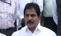 പയ്യന്നൂരില്‍ സിപിഎം വ്യാജ ആധാര്‍ കാര്‍ഡ് നിര്‍മിക്കുന്നതായി കെ സി വേണുഗോപാല്‍