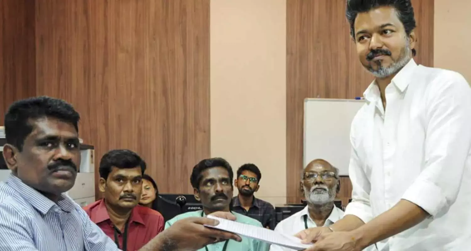 കരൂര്‍ ദുരന്തത്തിനും ജനനായകന്റെ റിലീസ് വൈകിയതിന് പിന്നിലും ഗൂഢാലോചന നടന്നു; വിജയ്