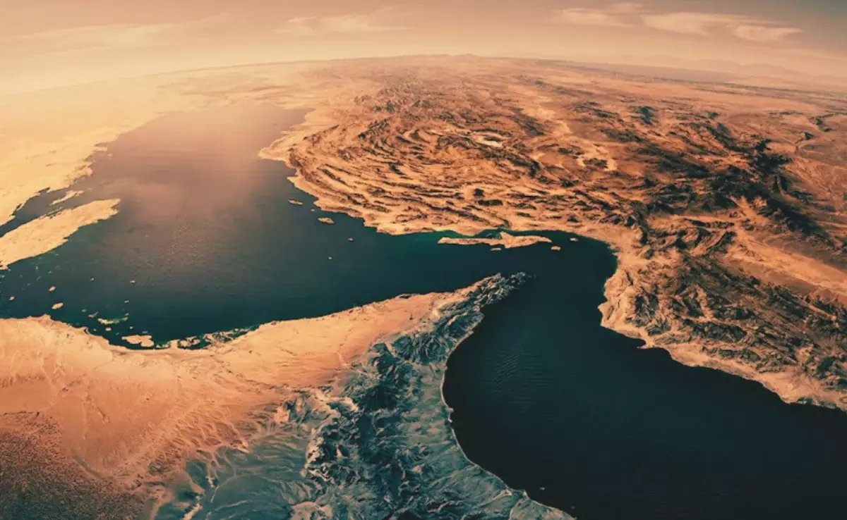 ഹോര്‍മുസ് കടലിടുക്ക് തുറക്കാന്‍ 40 രാജ്യങ്ങള്‍ പങ്കെടുത്ത നയതന്ത്ര ചര്‍ച്ചകള്‍ തുടങ്ങി; ചര്‍ച്ചയില്‍ ഇന്ത്യയും