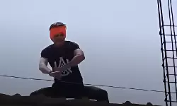 ഹനുമാന്‍ ജയന്തി ഘോഷയാത്രയ്ക്കിടെ പള്ളിയില്‍ കയറി കാവിക്കൊടി വീശിയ രണ്ടു പേര്‍ അറസ്റ്റില്‍, വീഡിയോ