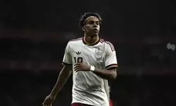 മുസ് ലിം വിരുദ്ധ മുദ്രാവാക്യങ്ങള്‍ ഉയര്‍ത്തിയ ആരാധകര്‍ക്കെതിരേ തുറന്നടിച്ച് ലാമിന്‍ യമാല്‍; ഞാന്‍ ഒരു മുസ് ലിം ആണ്