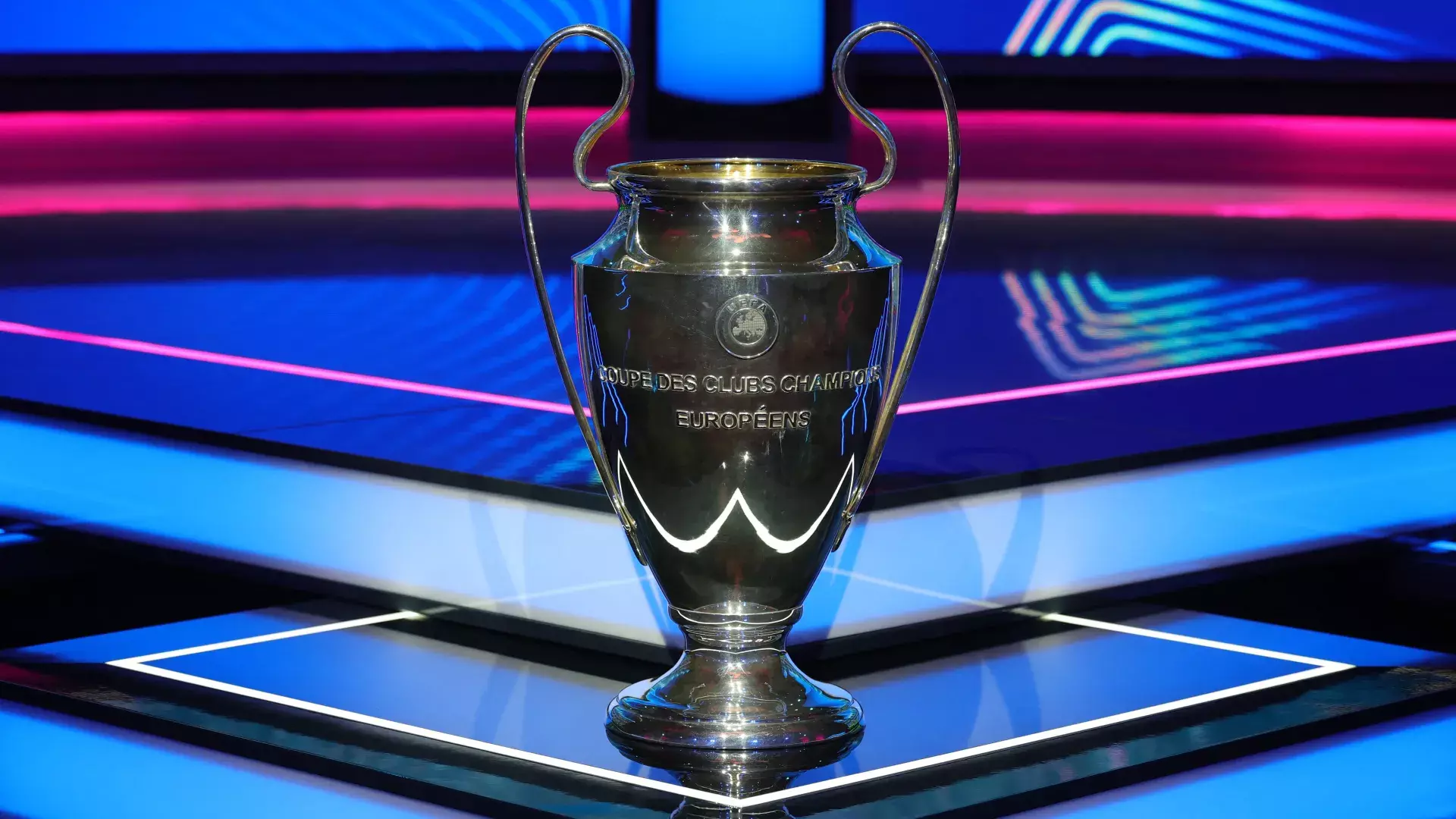 യുവേഫ ചാംപ്യന്‍സ് ലീഗ്; ബാഴ്സലോണ VS അത്ലറ്റികോ മാഡ്രിഡ്, ലിവര്‍പൂള്‍ VS പിഎസ്ജി പോരാട്ടം ഇന്ന്