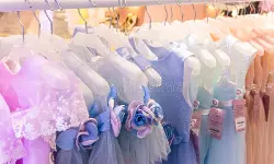 കുട്ടികളുടെ വർണവസ്ത്രങ്ങളിൽ വിഷാംശ ഭീഷണി കുട്ടികളുടെ വർണവസ്ത്രങ്ങളിൽ വിഷാംശ ഭീഷണി