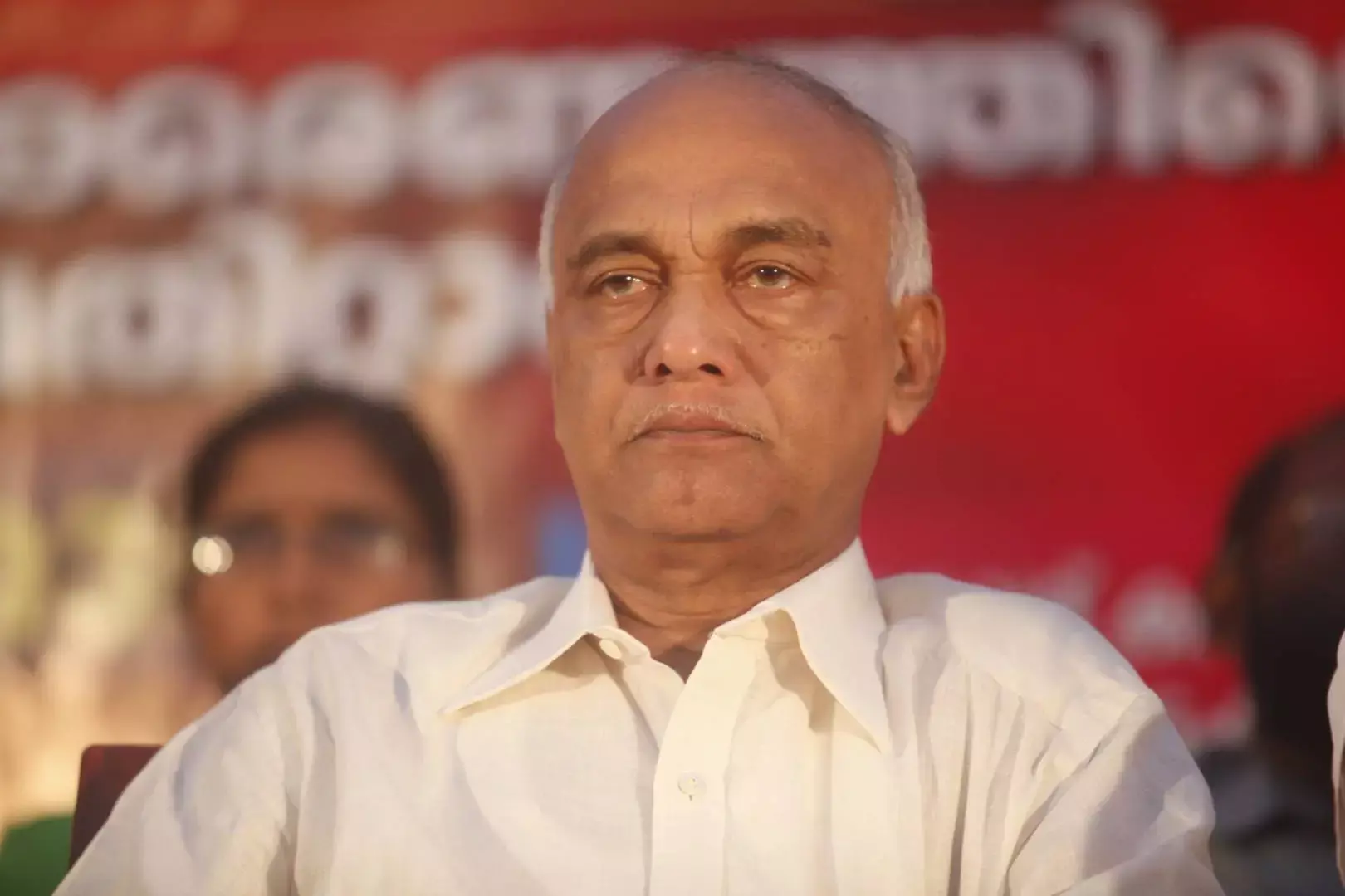 കോഴിക്കോട് സൗത്തിലെ എന്‍ഡിഎ സ്ഥാനാര്‍ഥി മതം പറഞ്ഞ് വോട്ട് പിടിക്കാന്‍ ശ്രമിച്ചെന്ന പരാതിയുമായി സിപിഎം