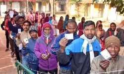 നിയമസഭ തിരഞ്ഞെടുപ്പ്; അസമിൽ വോട്ടെടുപ്പ് ആരംഭിച്ചു നിയമസഭ തിരഞ്ഞെടുപ്പ്; അസമിൽ വോട്ടെടുപ്പ് ആരംഭിച്ചു