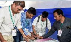 പുതുച്ചേരി കേന്ദ്രഭരണ പ്രദേശത്ത് വോട്ടെടുപ്പ് പുരോഗമിക്കുന്നു; പോളിങ് സ്‌റ്റേഷനുകളിൽ വോട്ടർമാരുടെ നീണ്ട നിര