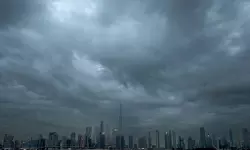 യുഎഇയില്‍ ഇടിയോടുകൂടിയ മഴയ്ക്ക് സാധ്യത; ചില ഭാഗങ്ങളില്‍ പൊടിക്കാറ്റ് മുന്നറിയിപ്പ്