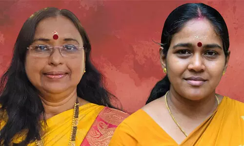 കരണം അടിച്ചുപൊളിക്കും ഓഡിയോ പുറത്തുവന്നതിന് പിന്നാലെ നടപടി; ശോഭക്കെതിരേ പരാതി നല്കിയ ബിന്ദുവിനെ ബിജെപി സസ്പെന്റ് ചെയ്തു കരണം അടിച്ചുപൊളിക്കും ഓഡിയോ പുറത്തുവന്നതിന് പിന്നാലെ നടപടി; ശോഭക്കെതിരേ പരാതി നല്കിയ ബിന്ദുവിനെ ബിജെപി സസ്പെന്റ് ചെയ്തു