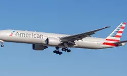 വിമാനം ലാന്റ് ചെയ്യുന്നതിനിടെ കണ്‍ട്രോള്‍ റൂമിലേക്ക് പൂച്ചയുടെയും പട്ടിയുടെയും ശബ്ദത്തില്‍ സന്ദേശം; പൈലറ്റുമാര്‍ക്കെതിരേ നടപടി