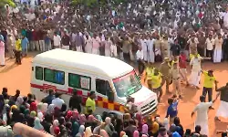 വാല്‍പ്പാറ അപകടം; അമ്പലപ്പറമ്പ് ഹയര്‍സെക്കന്‍ഡറി സ്‌കൂളില്‍ പൊതുദര്‍ശനം തുടരുന്നു