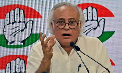 പ്രധാനമന്ത്രിയുടെ വാക്കുകള്‍ പവിത്രത കളഞ്ഞ് കുളിക്കുന്ന രാഷ്ട്രീയ പ്രസംഗം; ജയറാം രമേശ്