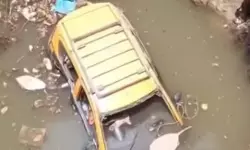 ഡ്രൈവിങ് പരിശീലനത്തിനിടെ കാര്‍ കിണറ്റിലേക്ക് മറിഞ്ഞ് രണ്ടു പേര്‍ക്ക് പരിക്ക്